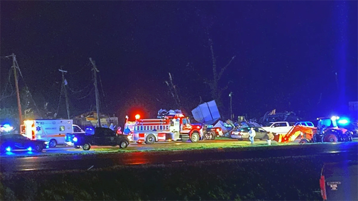 Tornado en Misisipi deja al menos 13 muertos
