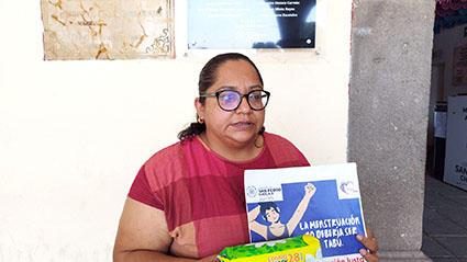 Continúa entrega de toallas sanitarias