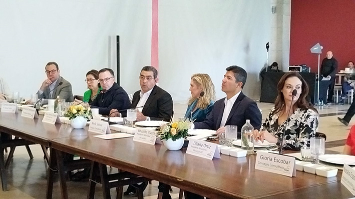 Convoca Sergio Salomón a hacer comunidad y dejar de lado el individualismo