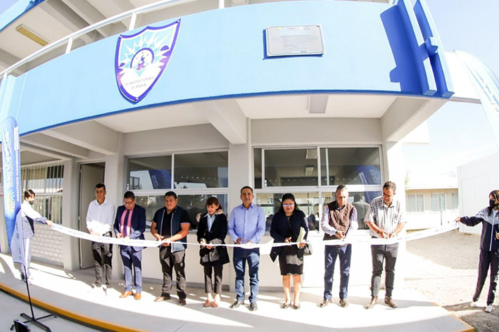 Entrega e inicia obras Mundo Tlatehui en la delegación Atlixcáyotl y cabecera municipal