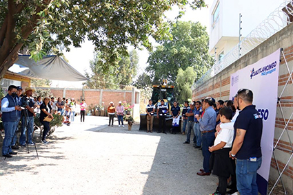 Arrancan trabajos de pavimentación en la privada Atoyac en la cabecera municipal