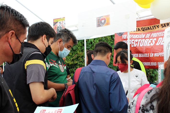 Supera gobierno de Puebla metas de colocación de buscadores de empleo