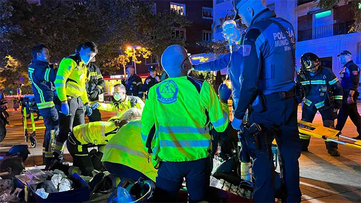 Incendio por plato flambeado deja dos muertos en Madrid