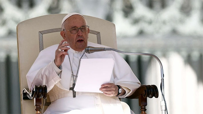 Papa permitirá votar a mujeres en reunión de obispos