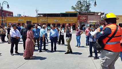 En un minuto evacuaron el palacio municipal