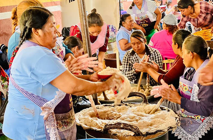 La feria del cacao en Coapan, alcanzó su objetivo