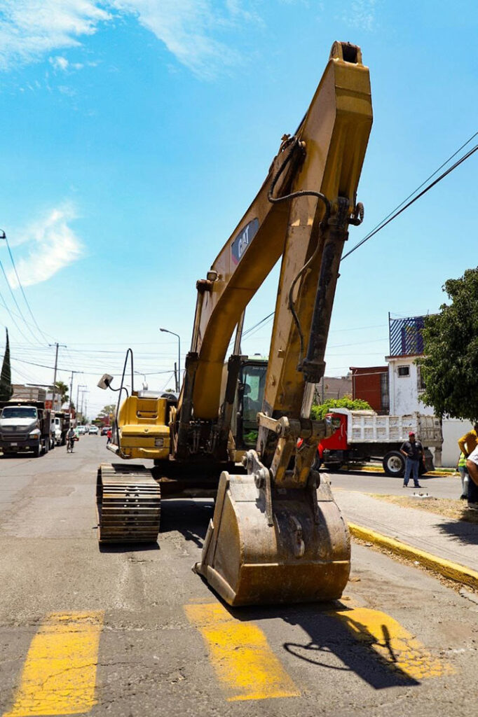 Calle Polux oriente en la delegación Atlixcáyotl será rehabilitada
