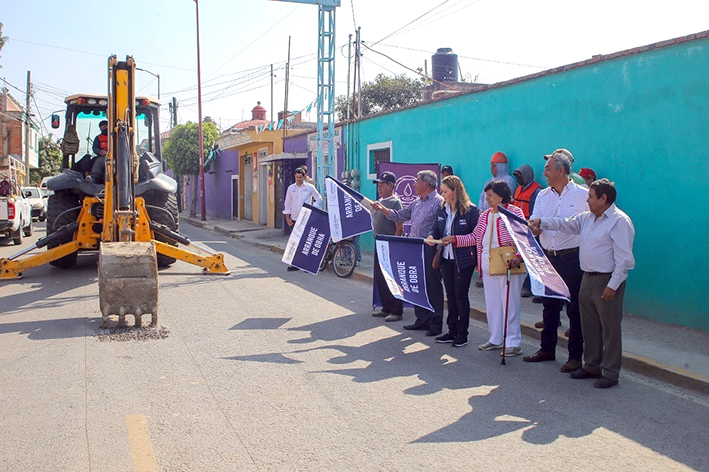 Alcantarillado sanitario en Cocoyotla: Paola Angon