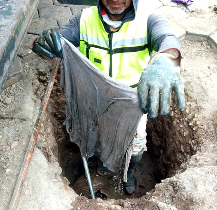 Basura y hasta ropa en el drenaje: Mario Jiménez