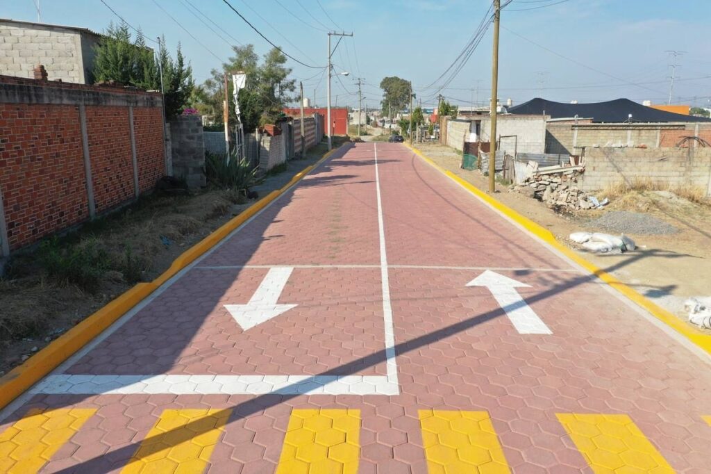 Filomeno Sarmiento, entrega una obra más