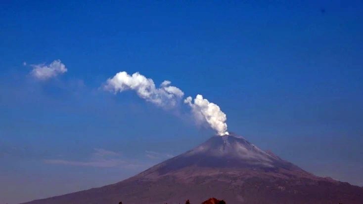Volcán Popocatépetl registra 107 exhalaciones en las últimas horas