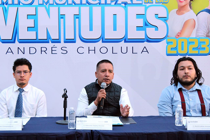 Presenta Mundo Tlatehui convocatoria para el premio municipal de las juventudes 2023
