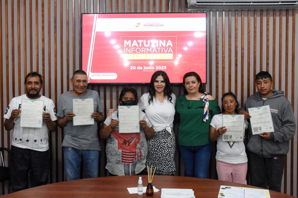 Más empresas en menos tiempo: Norma Layón  * Por segunda ocasión Gobierno de Norma Layón recibe certificado de PROSARE; Texmelucan es uno de los dos municipios que cuentan con el certificado