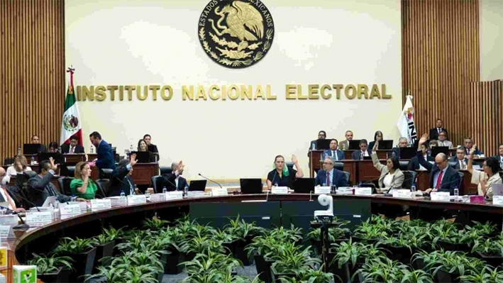 INE aprueba reglas para eventos de “corcholatas”