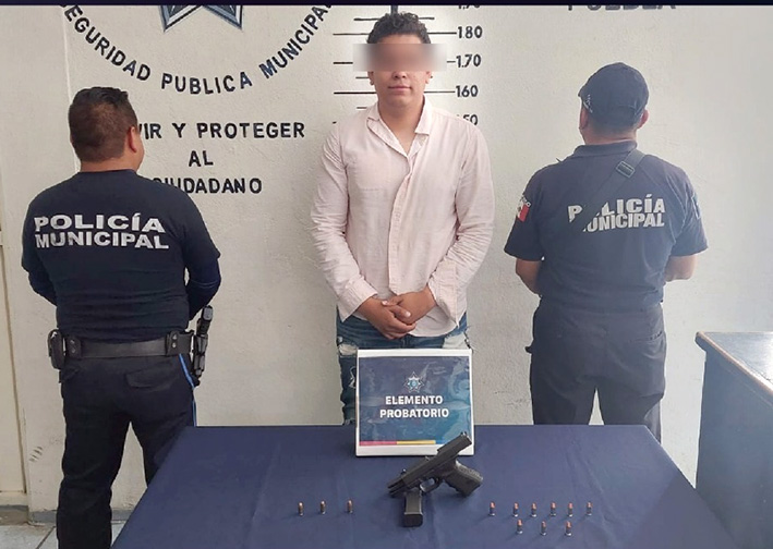 Por andar armado, lo detuvieron municipales