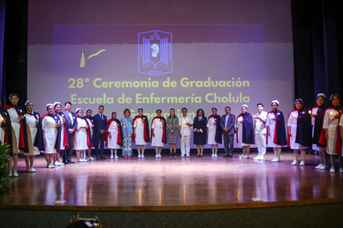 Graduación en Escuela de Enfermería Cholula