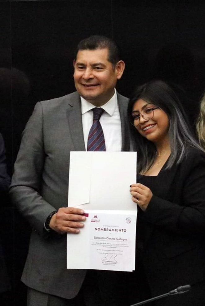 Samantha O. Gallegos, recibe reconocimiento del Senado