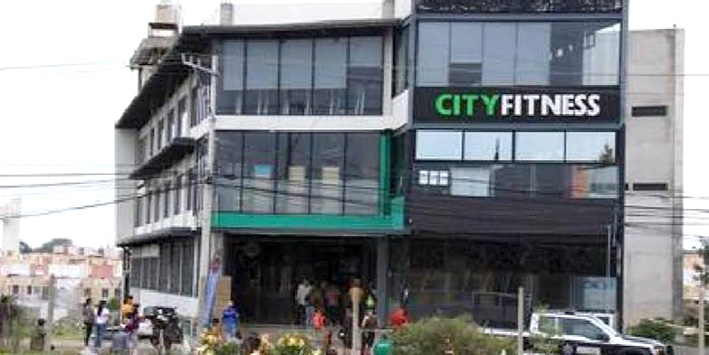 Cero y van en Gimnasio City Fitness