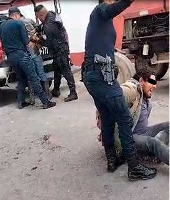 Baleado por desconocidos en la federal a Huejotzingo  * El joven motociclista quedó herido en el abdomen  Por VIDAL SOLÍS PÉREZ