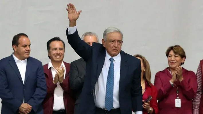 AMLO rinde informe en el zócalo a 5 años de su triunfo electoral de 2018