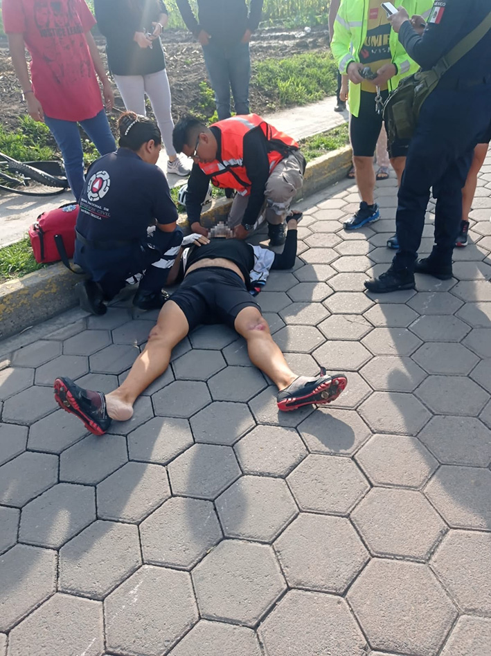 Ebrio atropella a ciclista