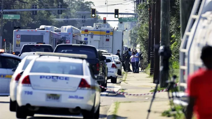 Tiroteo por “odio racial” deja tres muertos en una tienda en Jacksonville, Florida