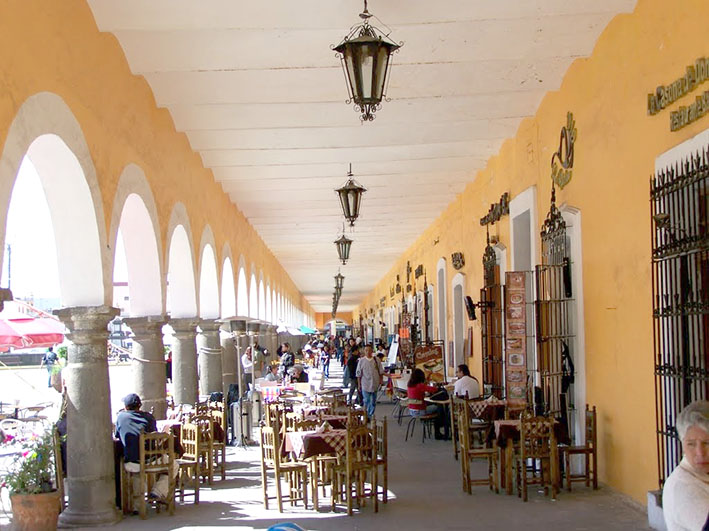 Con dialogo buscan acordar con restauranteros del portal