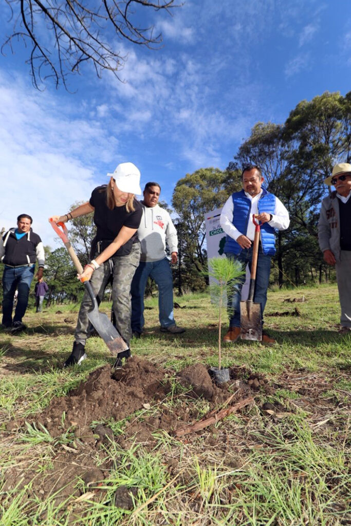 Paola Angon encabezó jornada “Va por el Pulmón Cholulteca”