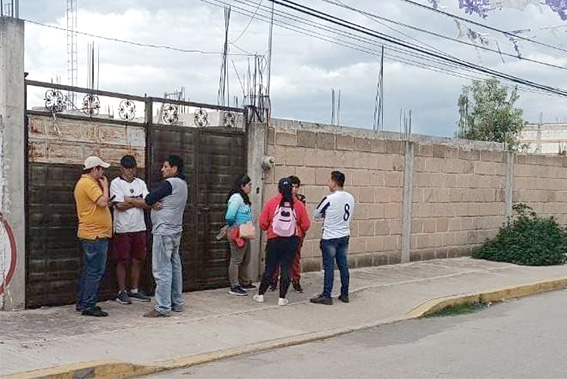 Masculino murió solo en su domicilio  * Familiares lo buscan y lo encuentran en avanzado estado de descomposición  Por Sofía LINARES