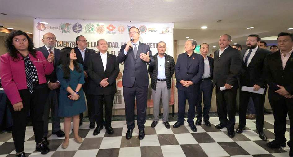 Marcelo Ebrard refuerza alianza con el sector obrero y organizaciones sindicales