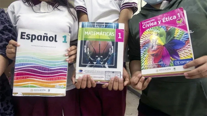 ¿Qué pasa con los libros de texto gratuitos? SEP responde ante amparo