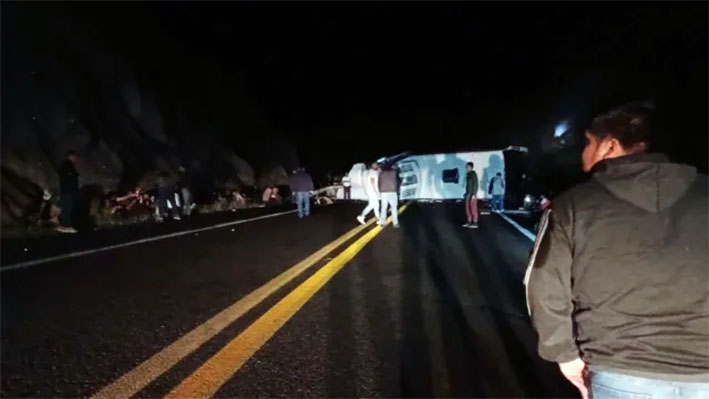 Van 17 muertos por accidente en la Cuacnopala-Oaxaca