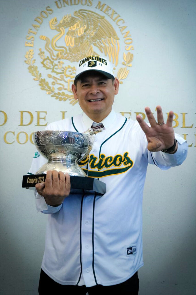 «El triunfo de “Los Pericos”, es un triunfo para Puebla»: Armenta