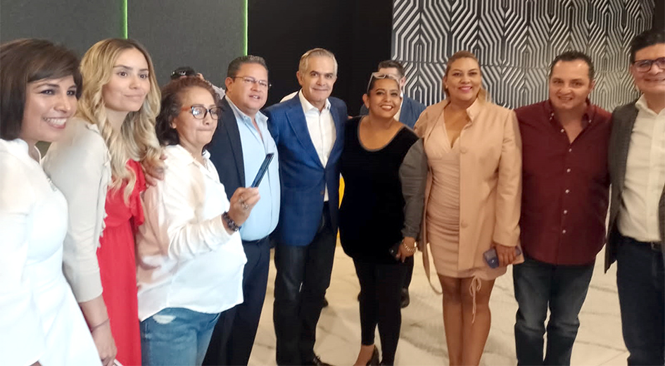 Con la presencia de Miguel Ángel Mancera, “Diálogos por Cholula”