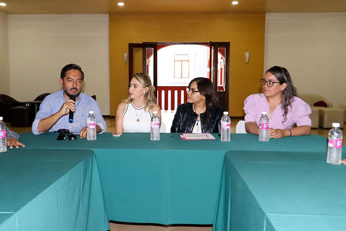 Impulso al intercambio comercial con Xicotepec