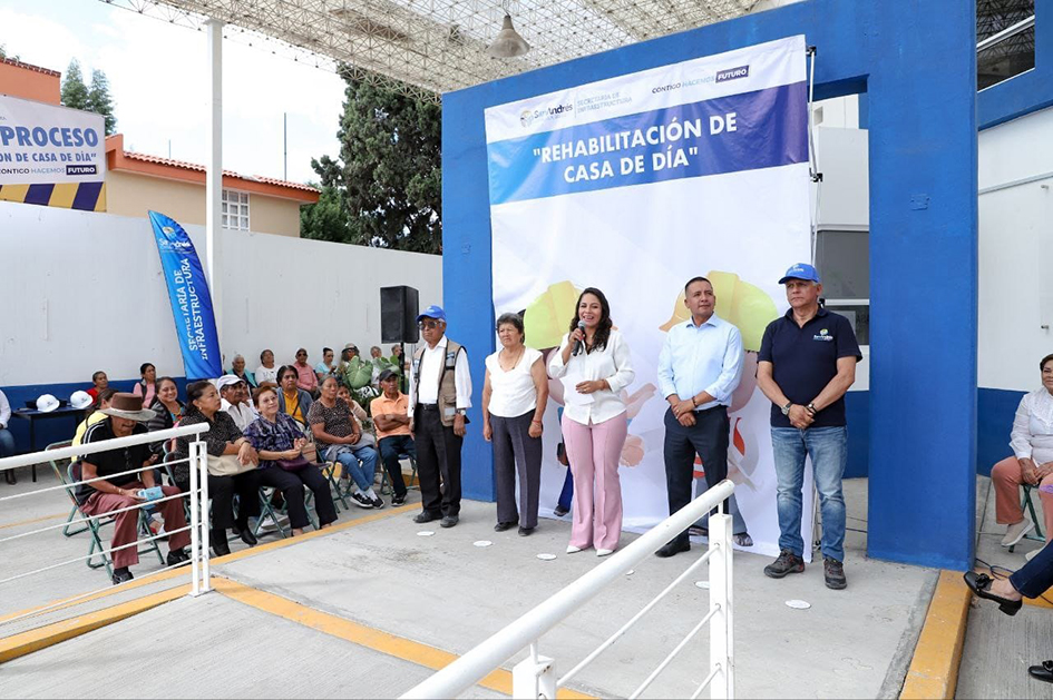 Inicia Mundo Tlatehui y Lupita Cuautle rehabilitación de Casa de Día, en la cabecera municipal