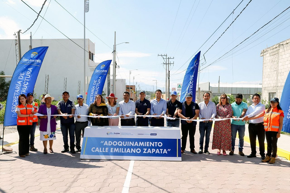 Tlaxcalancingo tiene adoquinada la Emiliano Zapata