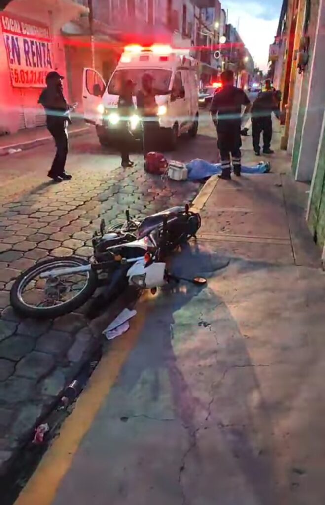 Muere motociclista al chocar contra una pared  * Al parecer iba bajo los efectos del alcohol, perdió el control de la unidad  Por Julio CÉSAR SOLÍS