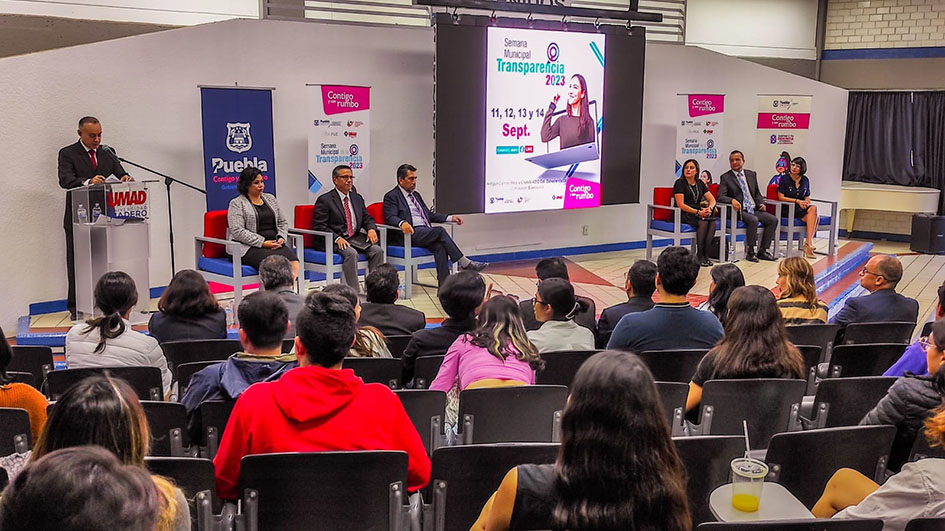 Puebla capital celebró con diálogos y ponencias la semana de la transparencia 2023