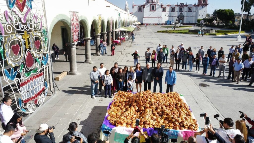 Monumental hojaldra, de panaderías locales