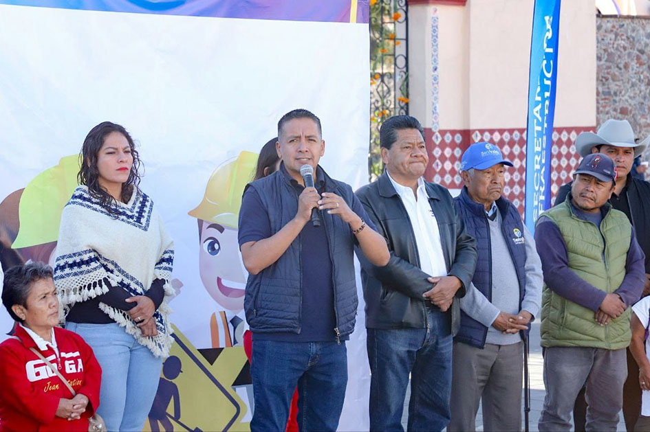 Inicia Mundo Tlatehui rehabilitación del primer cuadro de Santa María Tonantzintla
