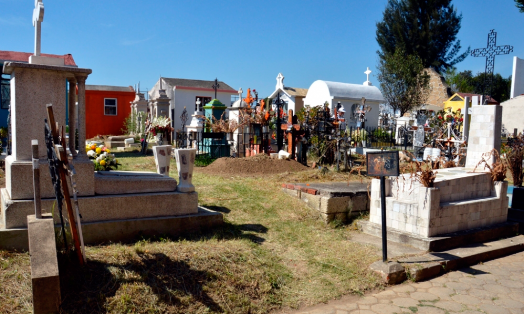 Los panteones, quedaron listos para ser visitados