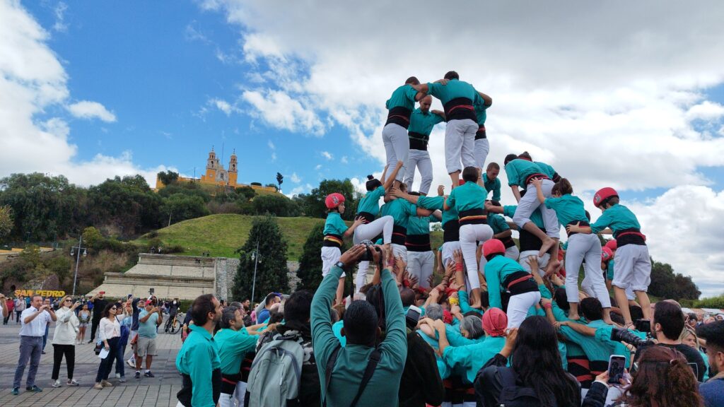 Los “castellers” se presentaron en el Soria-Xelhua