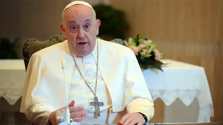 Salud del Papa Francisco es buena, no tiene fiebre y descartan neumonía