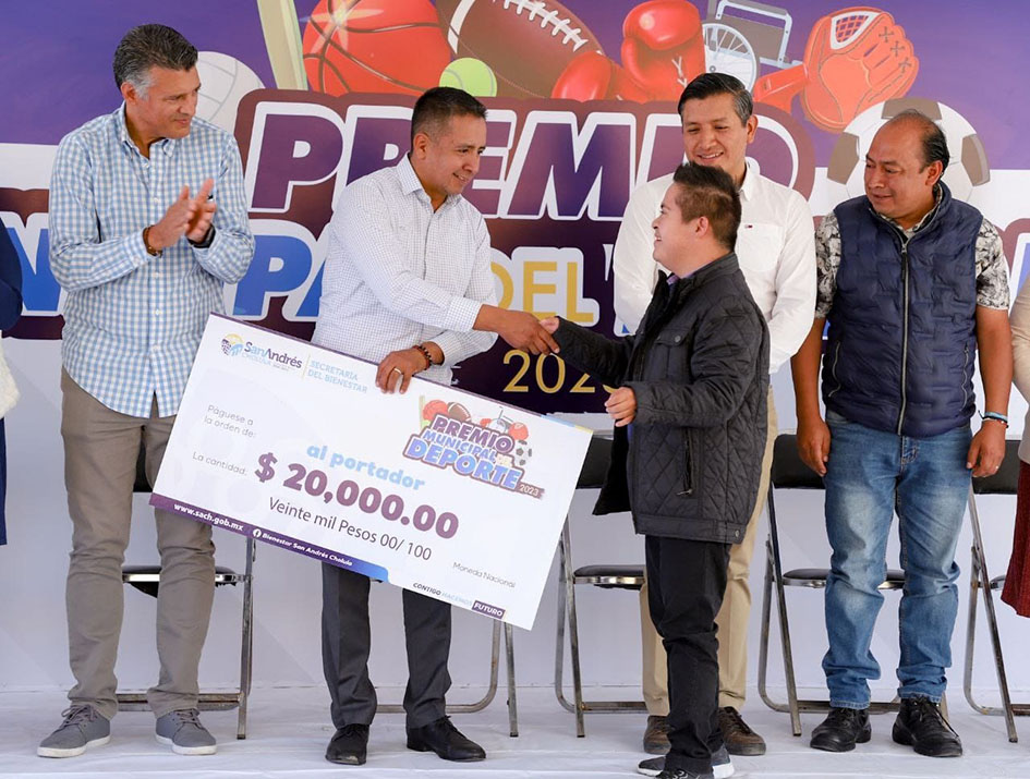 Atletas destacados reciben su premio municipal del deporte