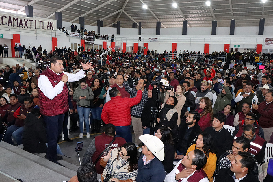 Pobreza y marginación, los verdaderos enemigos del pueblo, asegura Alejandro Armenta