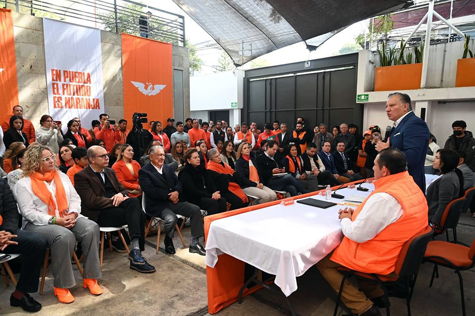 Fernando Morales se registra en MC para buscar la gubernatura