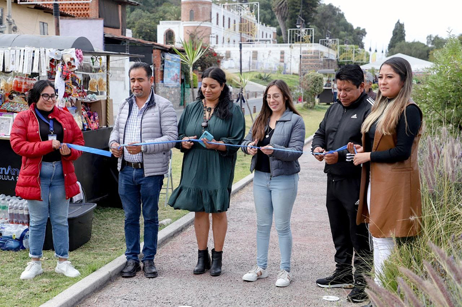 Entrega ayuntamiento carritos para fomentar el consumo local