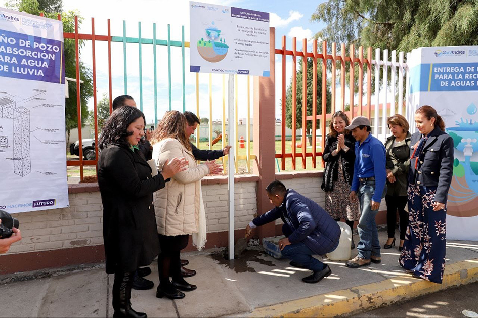 Pone en marcha Mundo Tlatehui ecotecnias para recuperación de aguas pluviales en San Rafael Comac