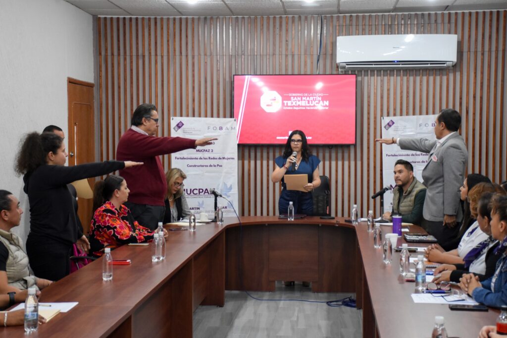 Prevención de embarazos en adolescentes, atiende Norma Layón